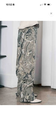 Camo Barrel Jeans